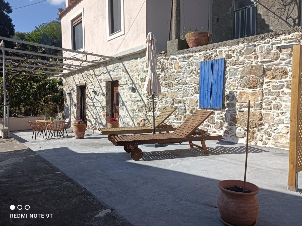Stairs Homes & Suites Kamaria  Bagian luar foto