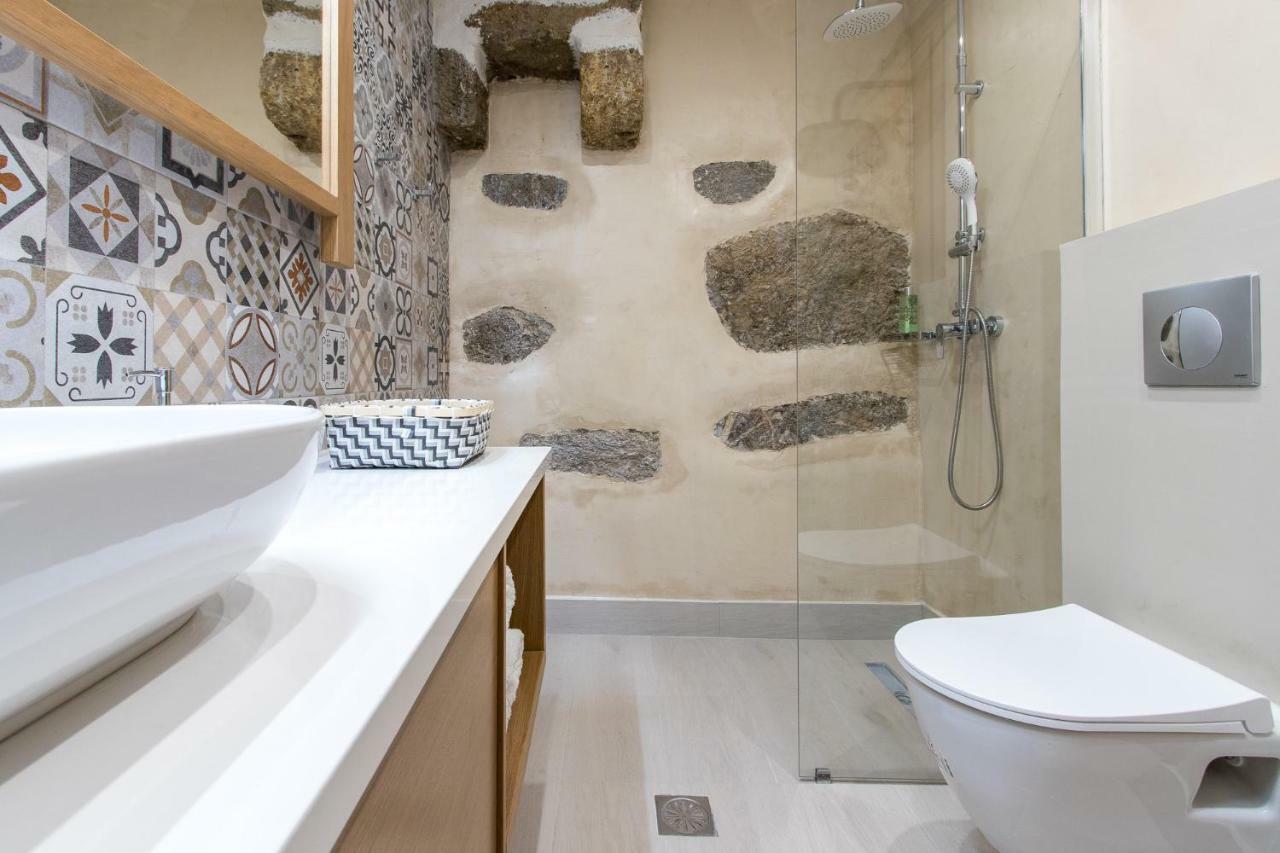 Stairs Homes & Suites Kamaria  Bagian luar foto